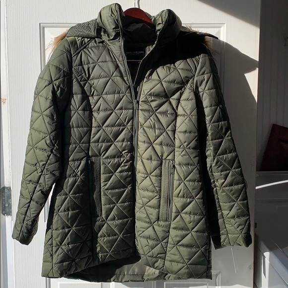 ANDREW MARC Hooded Quilted Puffer Jacket - Picture 2 of 11